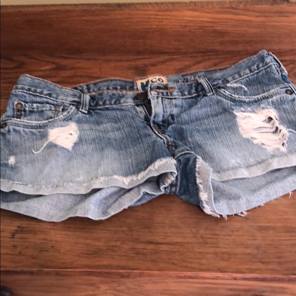 Hollister Jean Short Distressed